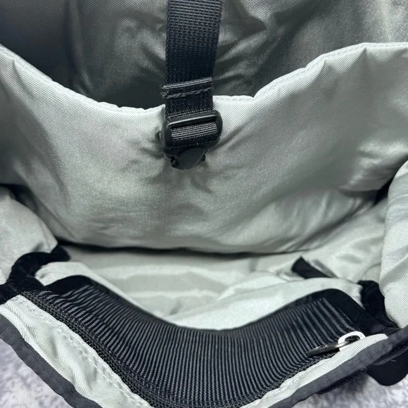 Patagonia® 
Vertical Mass bag - Picture 4 of 10